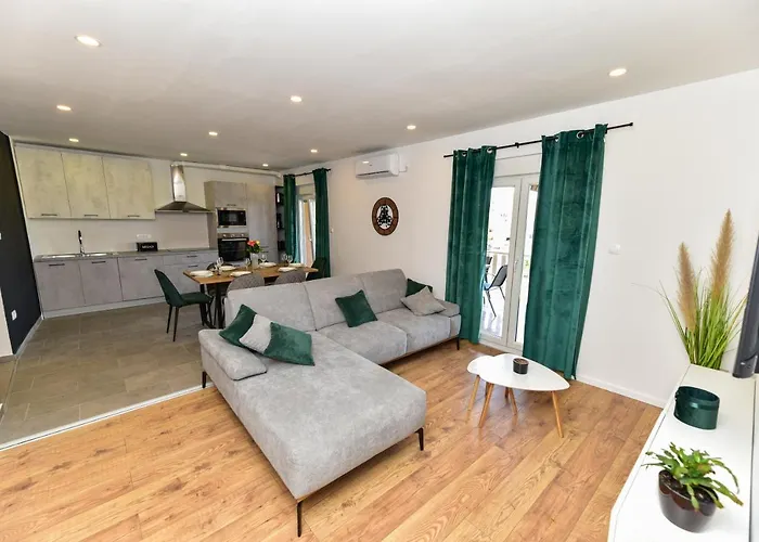 Apartment Dora